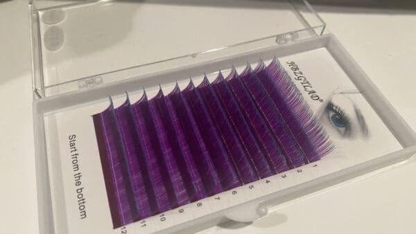 A purple colored eyelash extension tray with the individual color.