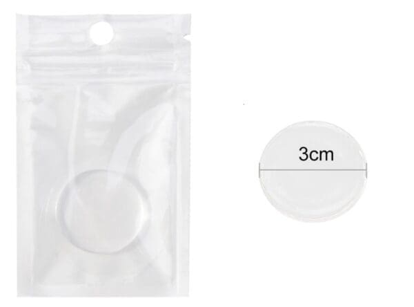 A bag of 3 cm clear plastic with a round seal.